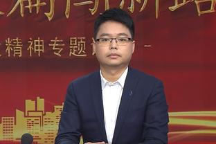 姆巴佩：梅西很伟大也在寻求改变，他在巴萨和巴黎的踢球方式不同